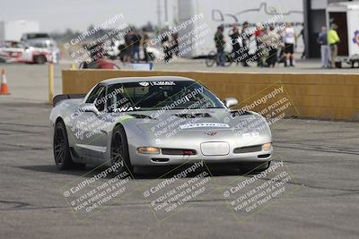 media/Jun-01-2025-CalClub SCCA (Sun) [[eae223c5dd]]/Group 1/Track Event (Front Straight)/